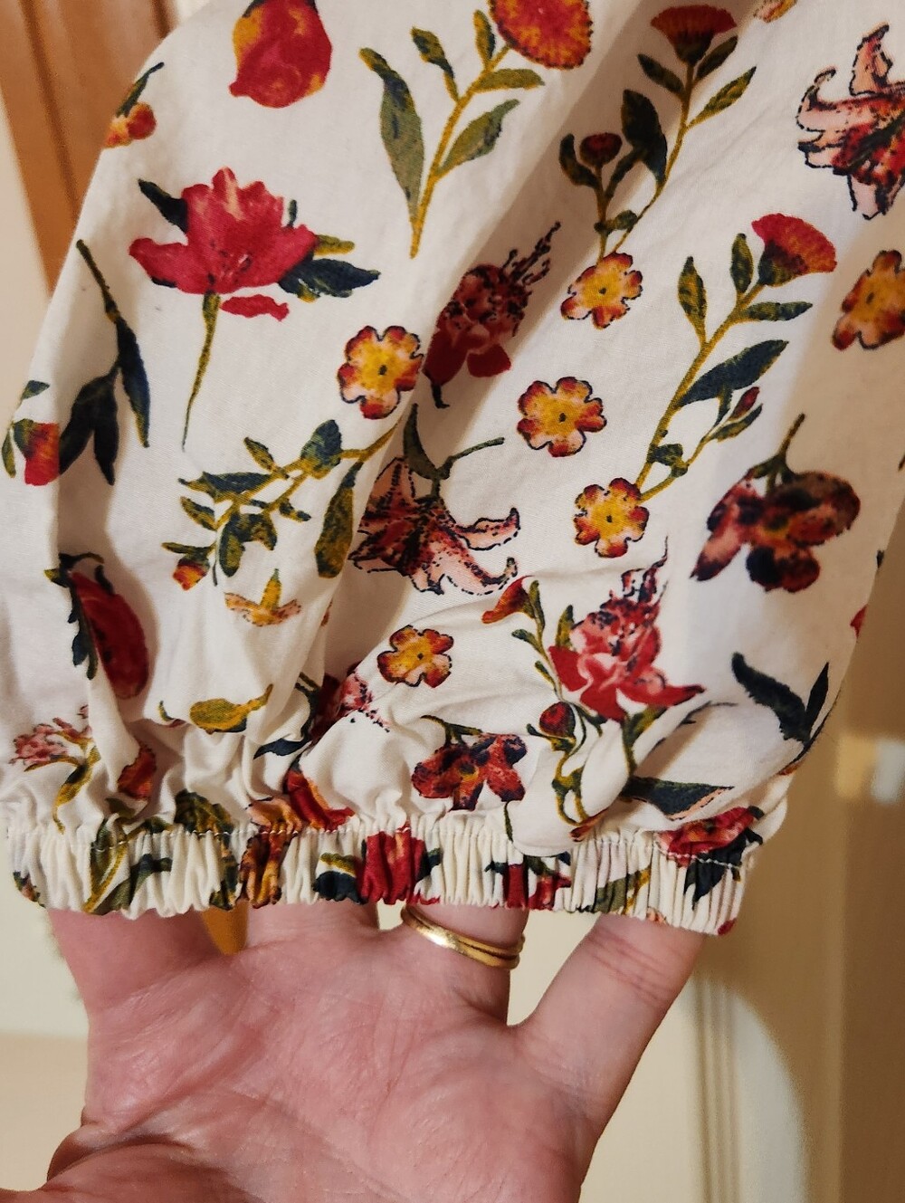 J.Crew Smocked Puff-Sleeve Midi Dress in a Vintage Floral Cotton Print Size XS - Picture 2 of 7